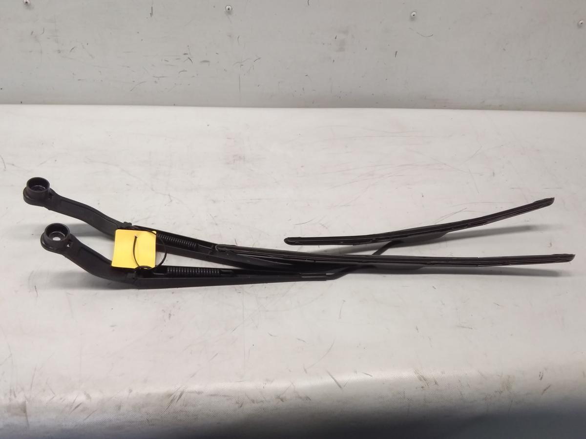 Mitsubishi Eclipse Cross original Satz Wischerarme vorn Facelift