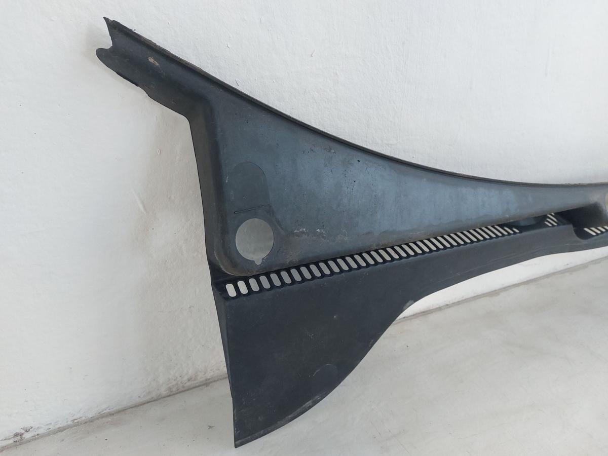 VW Golf 5 1K Windlauf Frontscheibe Abdeckung Wischeranlage OEM