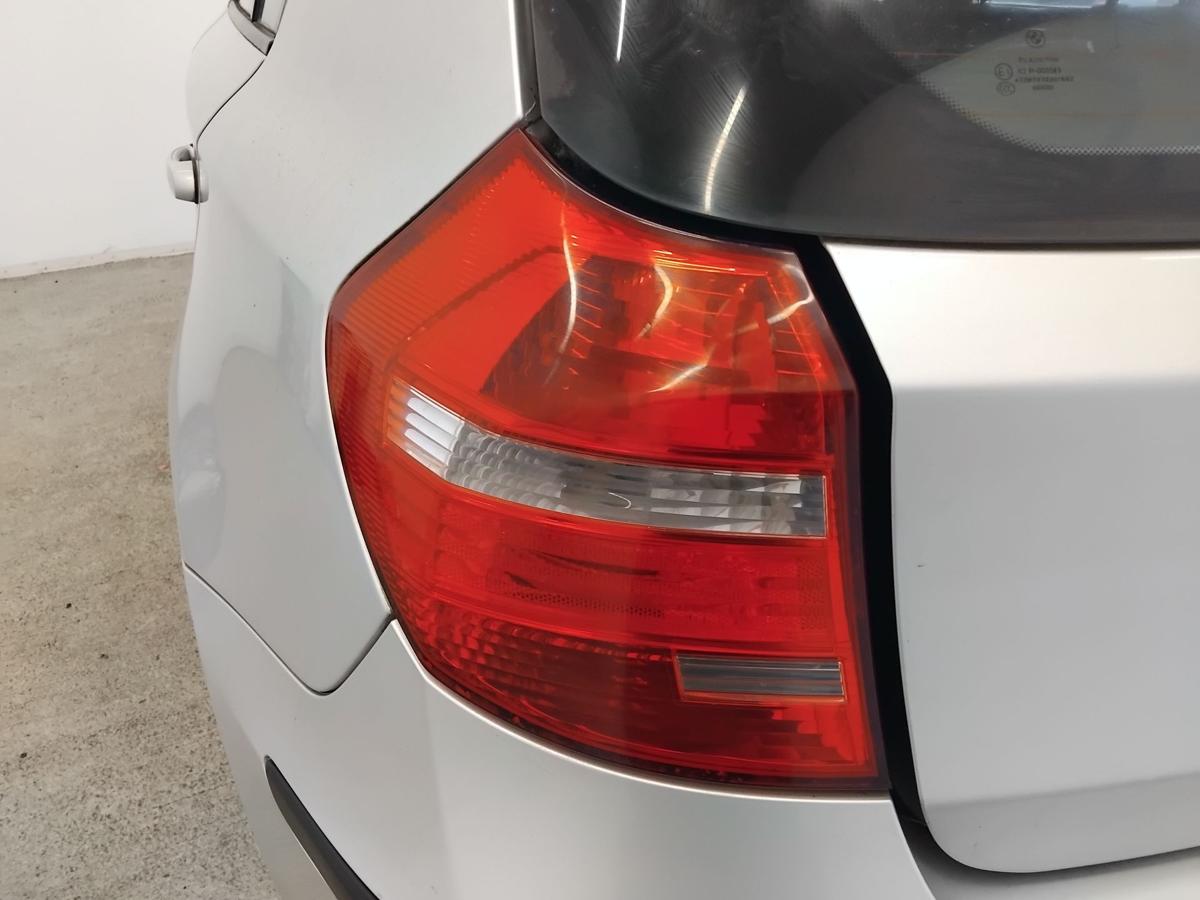 BMW 1er E81 E87 LCI original R&uuml;ckleuchte Heckleuchte links Facelift BJ2007