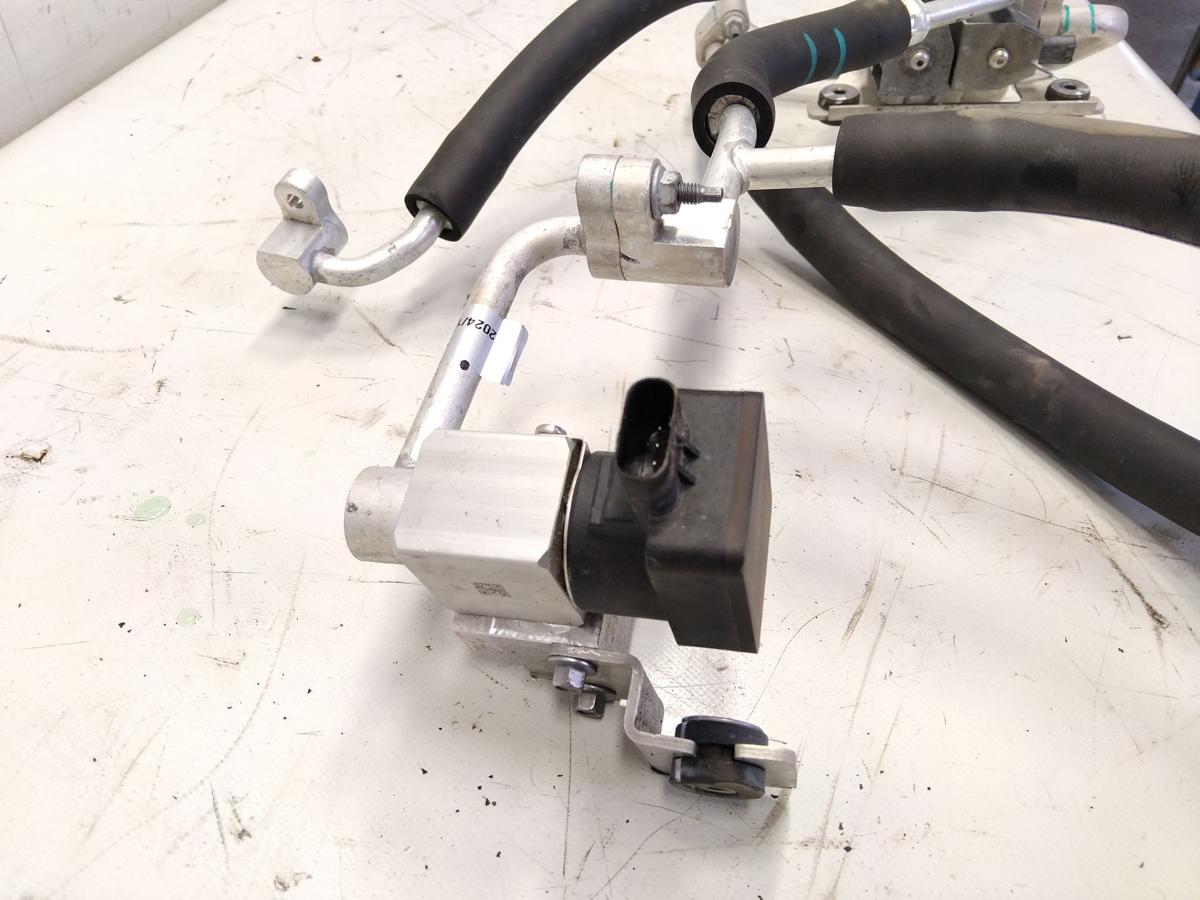 Volvo EX30 original Satz Klimaleitungen K&auml;ltemittelleitung mit Ventilen Bj.2024