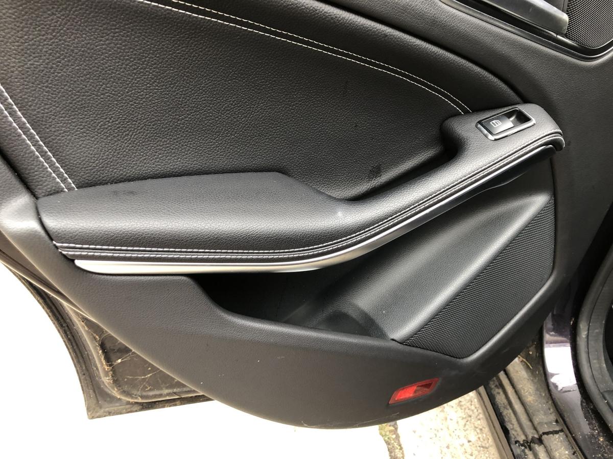 Mercedes CLA C117 bis 16 T&uuml;rverkleidung hinten links Fondt&uuml;r T&uuml;rpappe Coupe