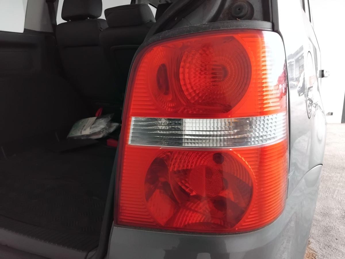 VW Touran 1T original Rückleuchte Schlussleuchte rechts BJ2006