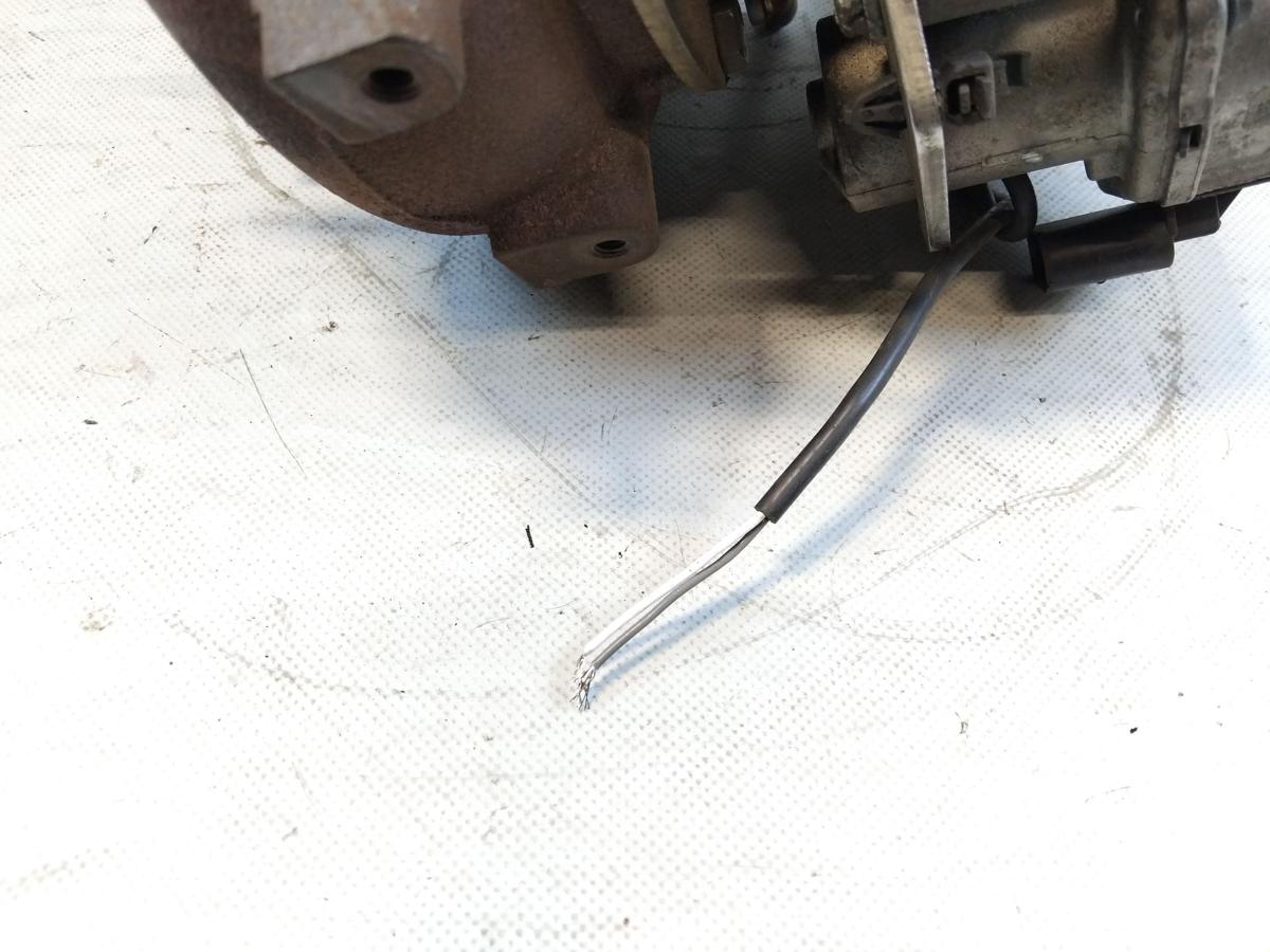 Audi A8 D3 original Turbo Turbolader 53049700043 KKK BJ2004 3.0TDI 171kw ASB