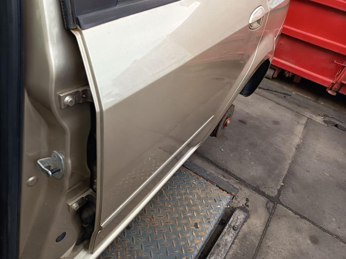 Fiat Linea original Tür hinten links Fond 261/A Elfenbein Bj 2008