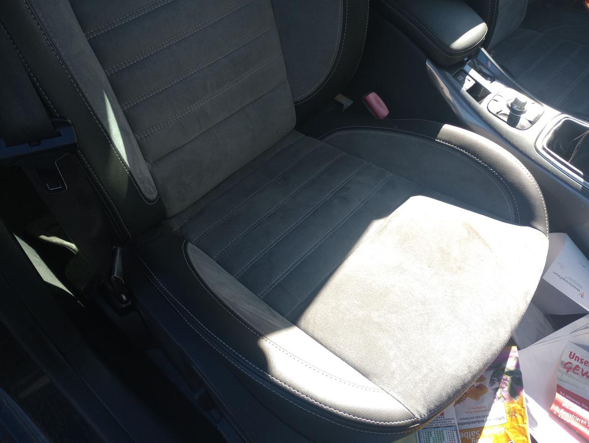 Renault Laguna 3 III Grandtour orig Sitz vorn rechts Beifahrersitz Bj 2010