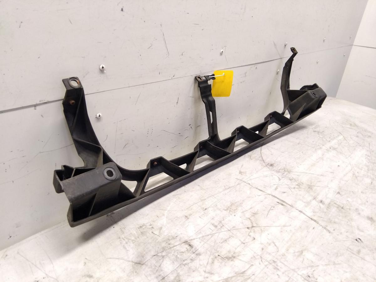 VW Passat 3BG original Tr&auml;ger Frontgrill K&uuml;hlergrill 3B0807189 BJ2005