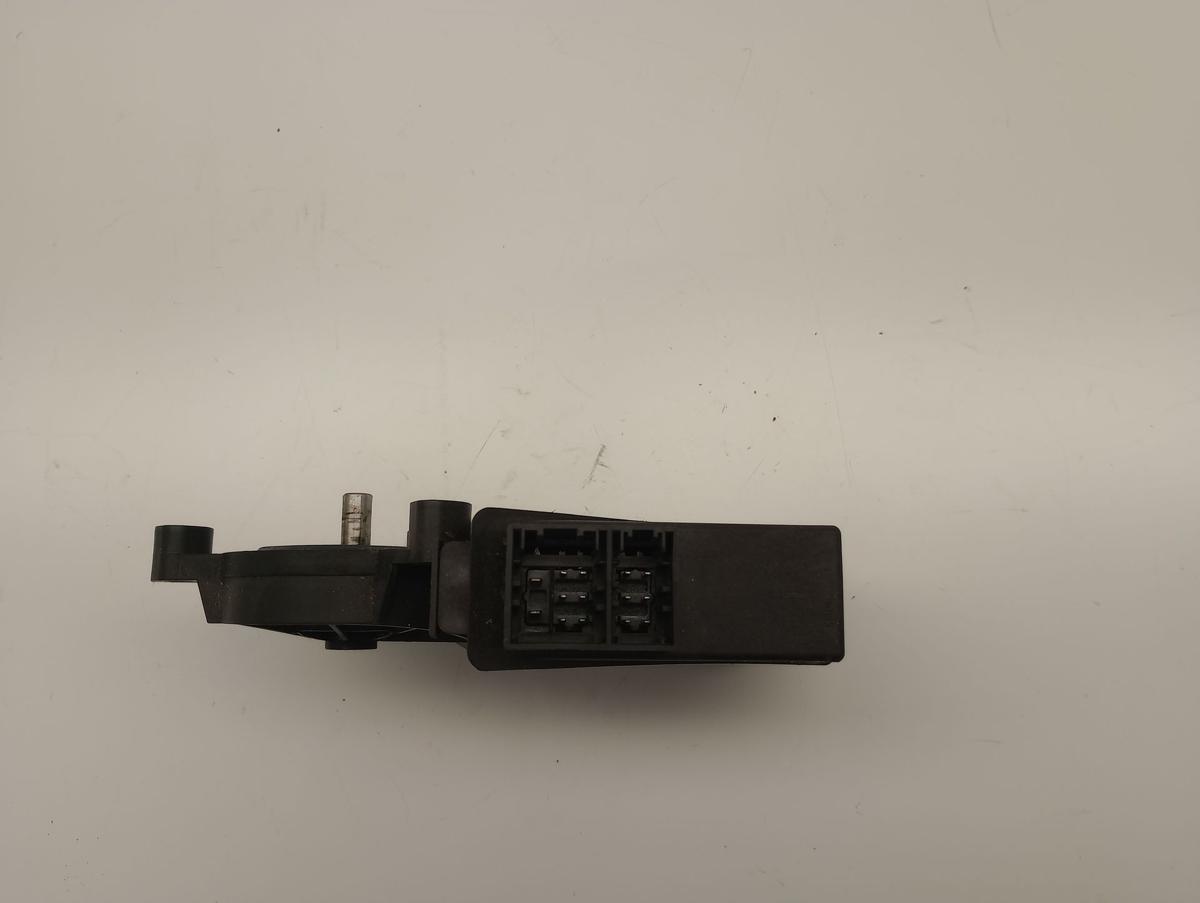 VW Polo 9N3 orig Motor Fensterheber links Türsteuergerät Bj 2005