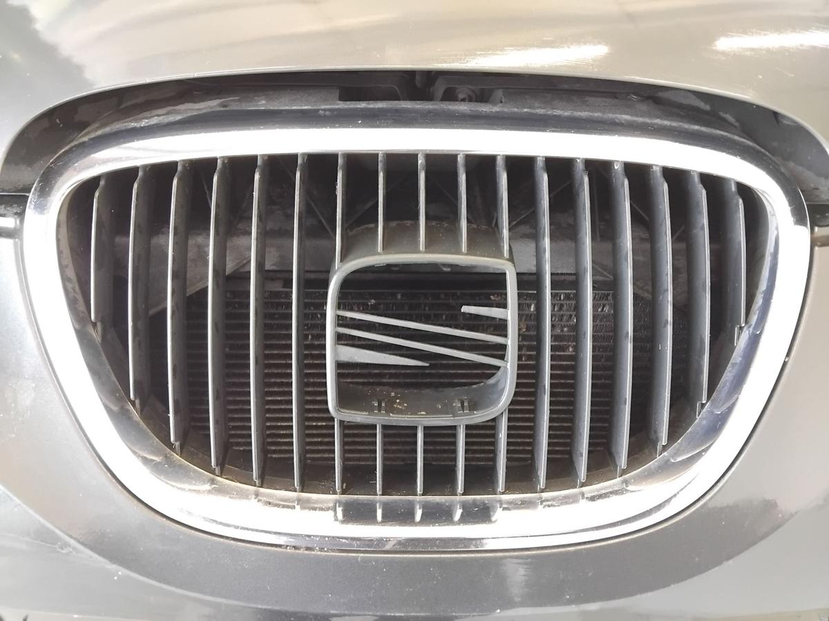 Seat Altea 5P original Stossfänger Stoßstange vorn LW7Z graphit track BJ2008