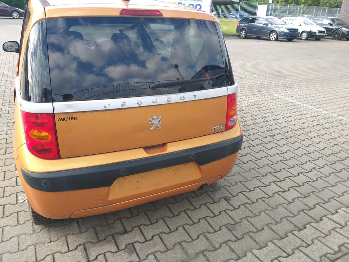 Peugeot 1007 original R&uuml;cklicht R&uuml;ckleuchte Schlussleuchte links Bj.2005