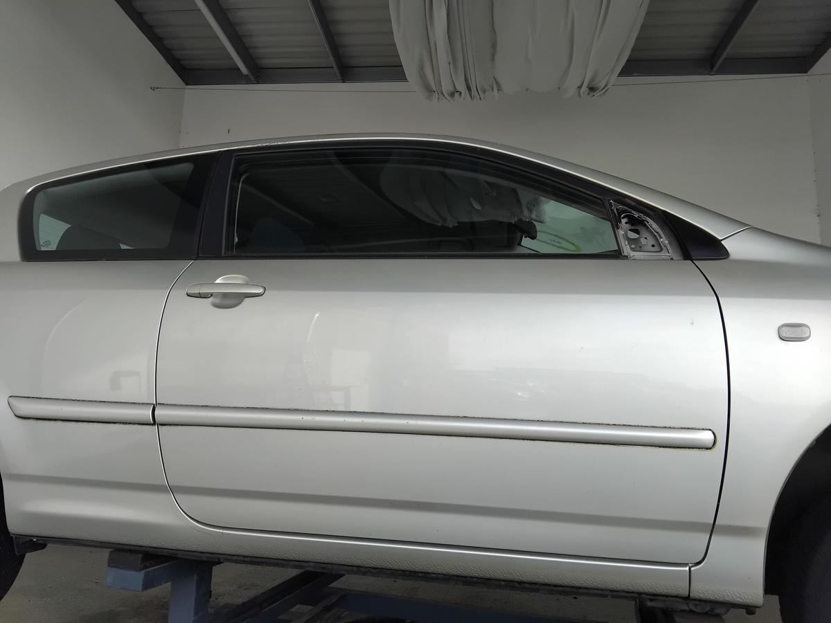 Toyota Corolla E12 Tür vorn rechts Beifahrertür 3türig englische Produktion BJ04