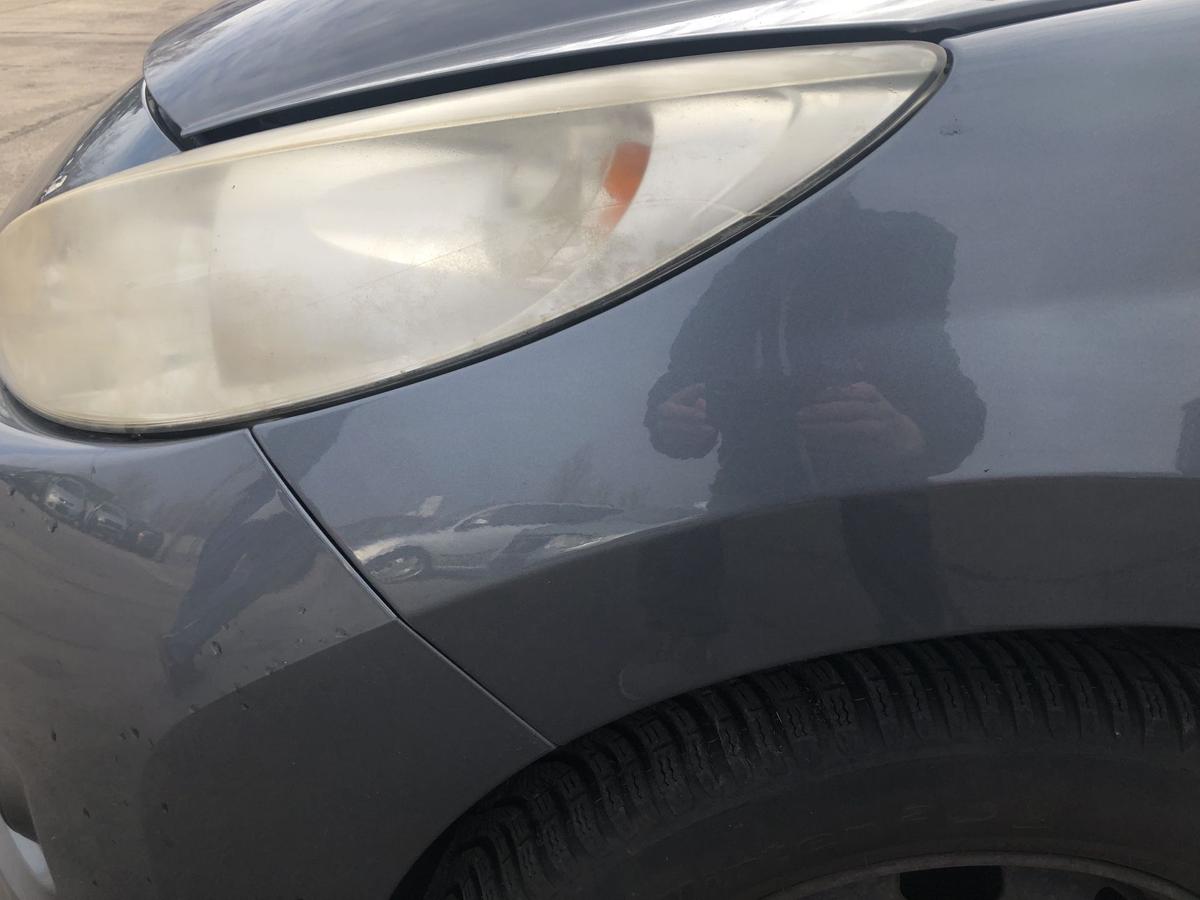 Peugeot 207 SW Typ WE Kotfl&uuml;gel vorn links Fahrerseite Delle Knick KTH grau