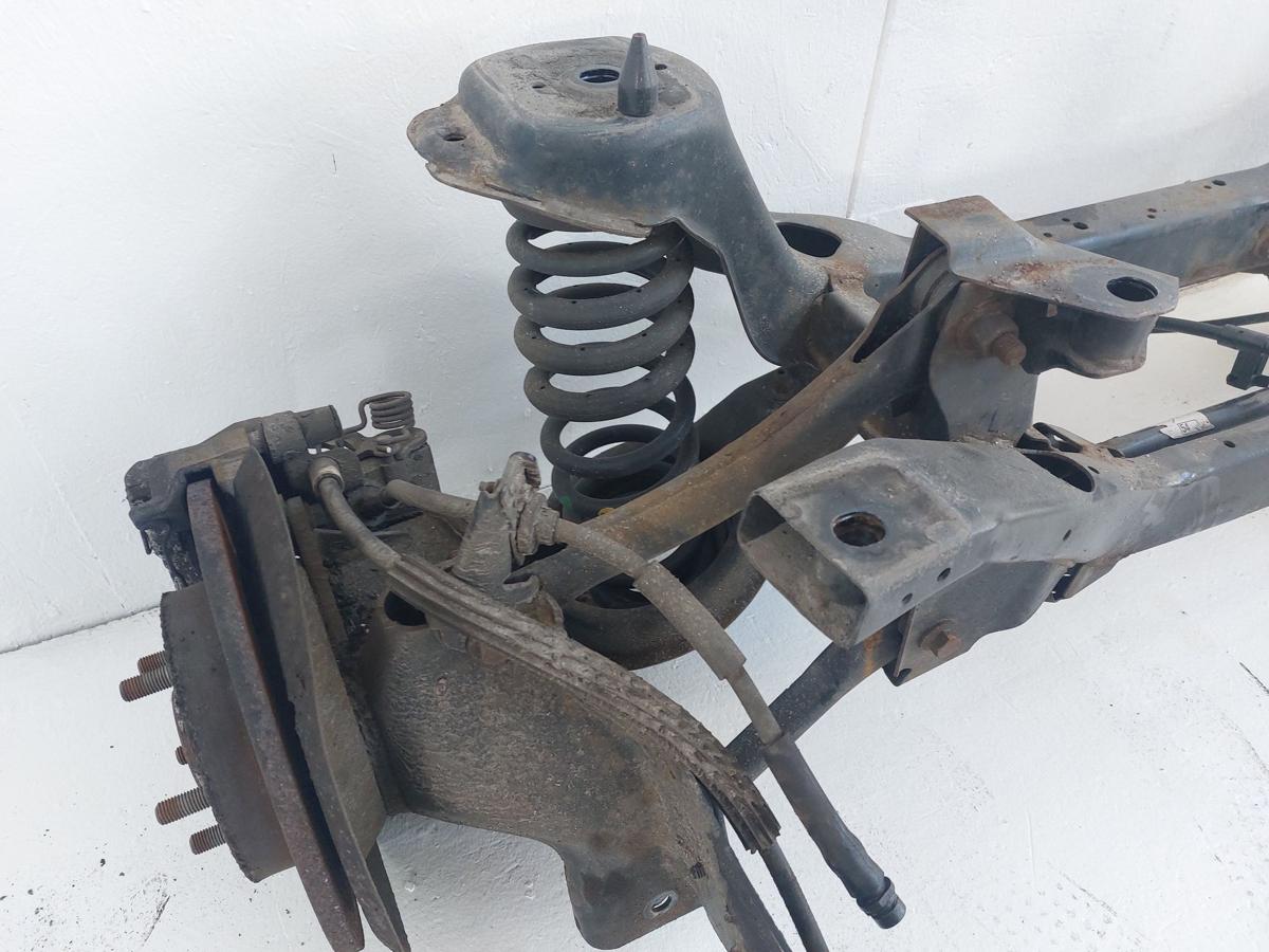 Ford Focus DYB CEW Turnier Hinterachse Achse Achstr&auml;ger hinten Kombi OEM