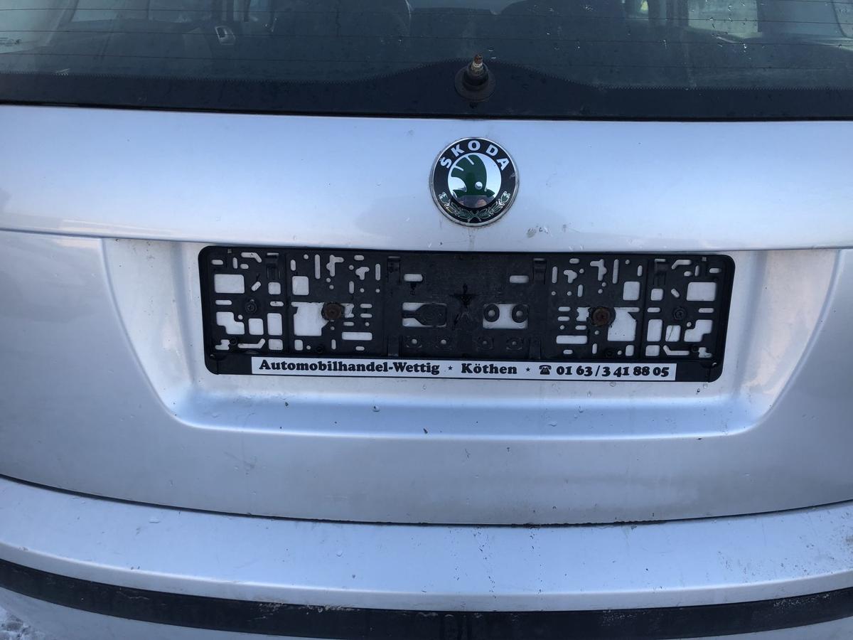 Skoda Fabia 6Y Combi Heckklappe mit Scheibe LF7T Kofferraumklappe Rohbau Rost