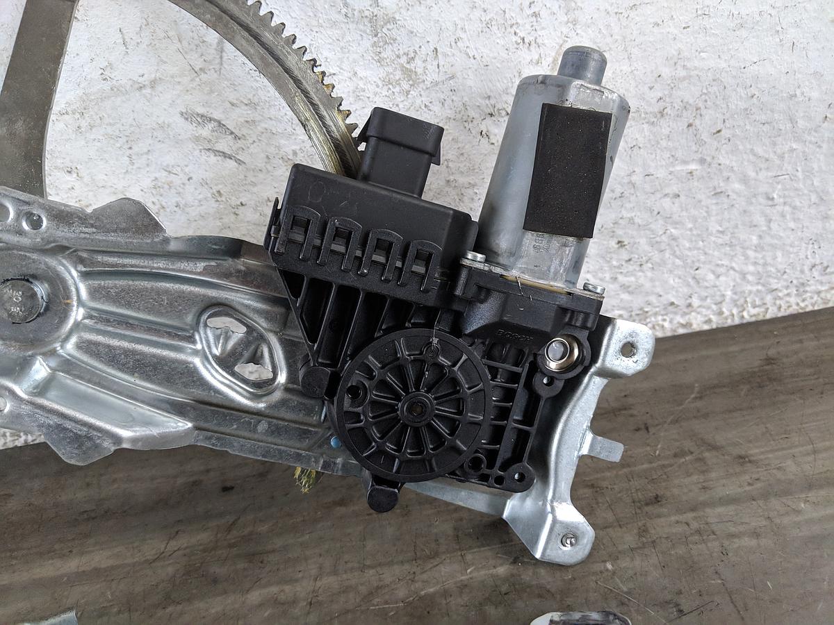 Opel Astra H Caravan Fensterheber vorne links Motor mit Mechanik