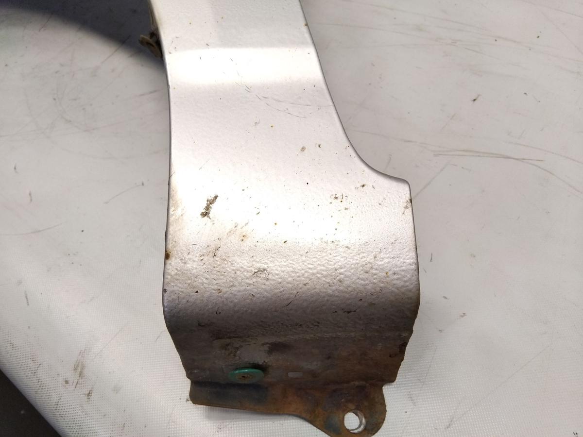 Toyota Corolla E12 Kombi original Kotflügel vorn links silbermet. BJ2003 Rost