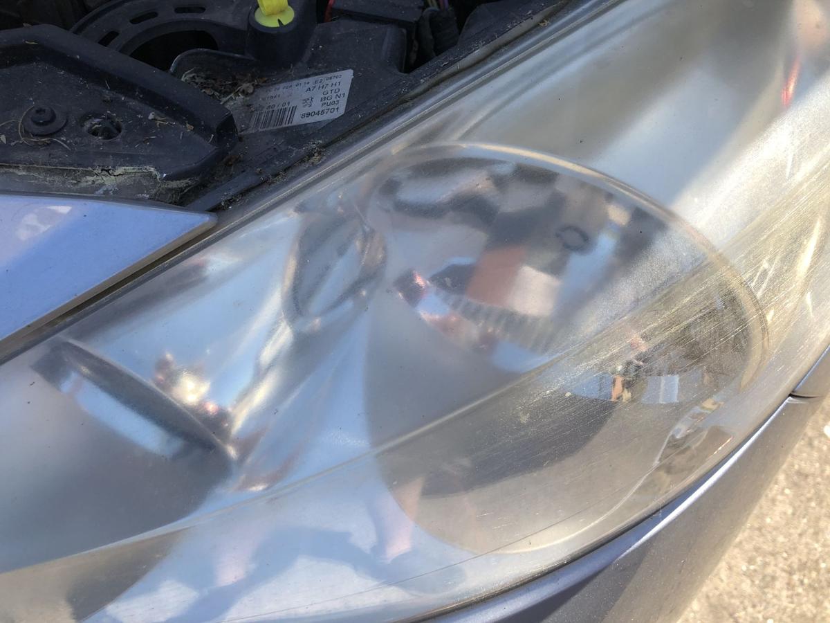 Peugeot 207 WA WC Scheinwerfer links Hauptscheinwerfer Halogen Valeo Tr&uuml;b OEM