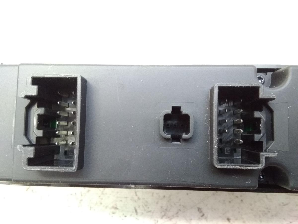 Mazda 6 II GH original Schalter elektrische Fensterheber vorn links BJ2010