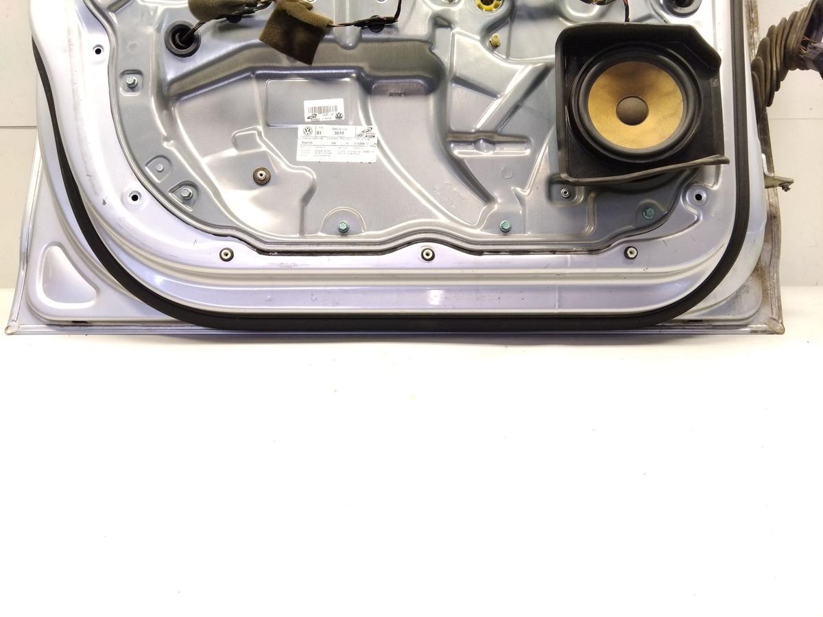 VW Polo 9N3 T&uuml;r vorn links Fahrert&uuml;r 5-t&uuml;rig LA7W reflexsilbermetallic BJ2007