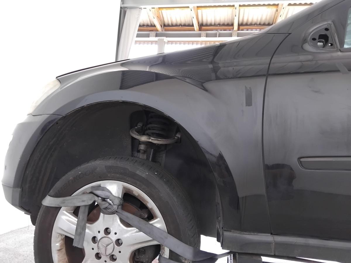 Mercedes ML164 original Kotflügel vorn links 197 obsidianschwarz BJ2006