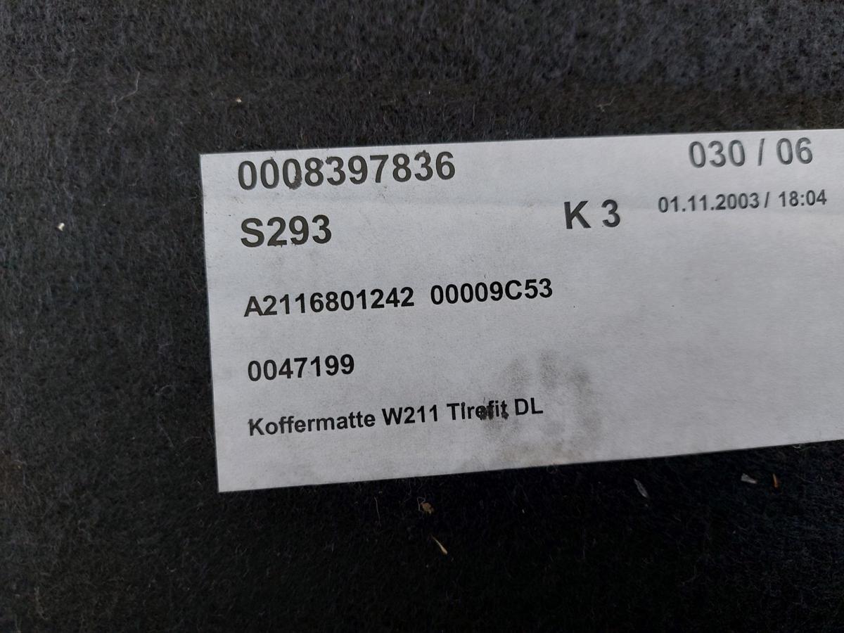 Mercedes W211 Limo E Klasse Bodenbelag Teppich Kofferraumboden Ladeboden