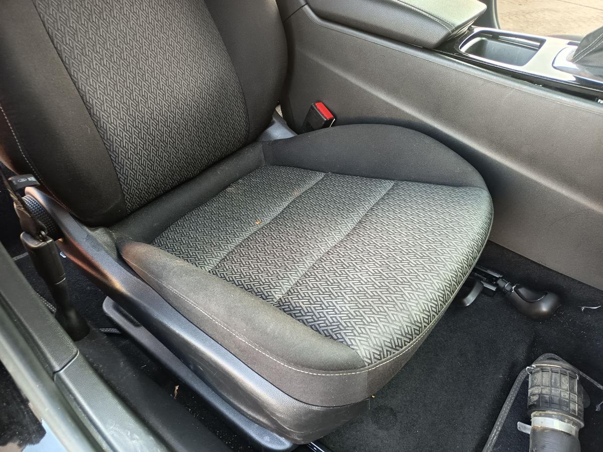 Opel Insignia B original Beifahrersitz vorn rechts Stoff Milano Heizung Bj 2019