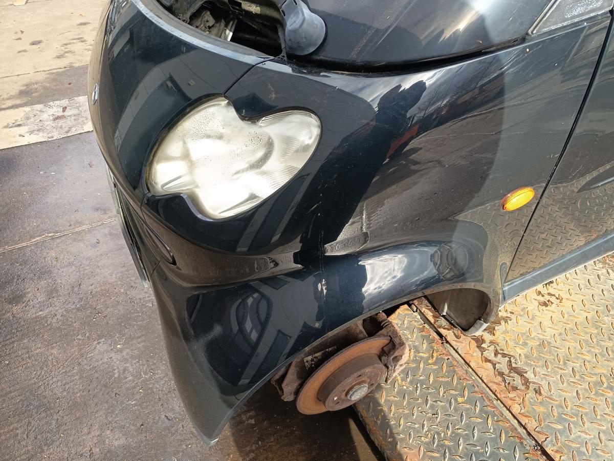 Smart Fortwo original Kotfl&uuml;gel vorne links EA4 Jack Black Facelift Bj 2006