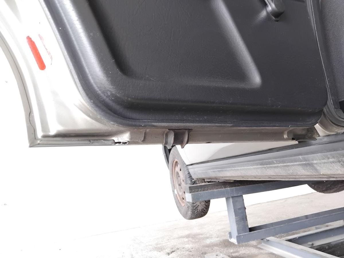 Audi 80 B3 Typ 89 T&uuml;r hinten links LY6U Papyrusmetallic BJ1991