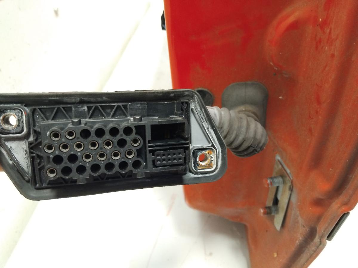 BMW E36 3er Compact Tür vorn links Fahrertür 314 Hellrot Uni BJ1994