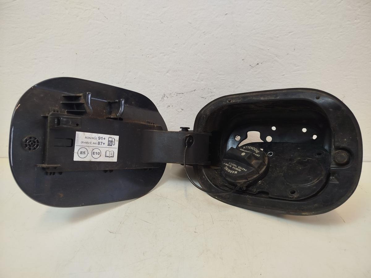 Hyundai i30 PD Mild Hybrid Tankklappe Tankdeckel Tankverschluss YG7 Dark Night