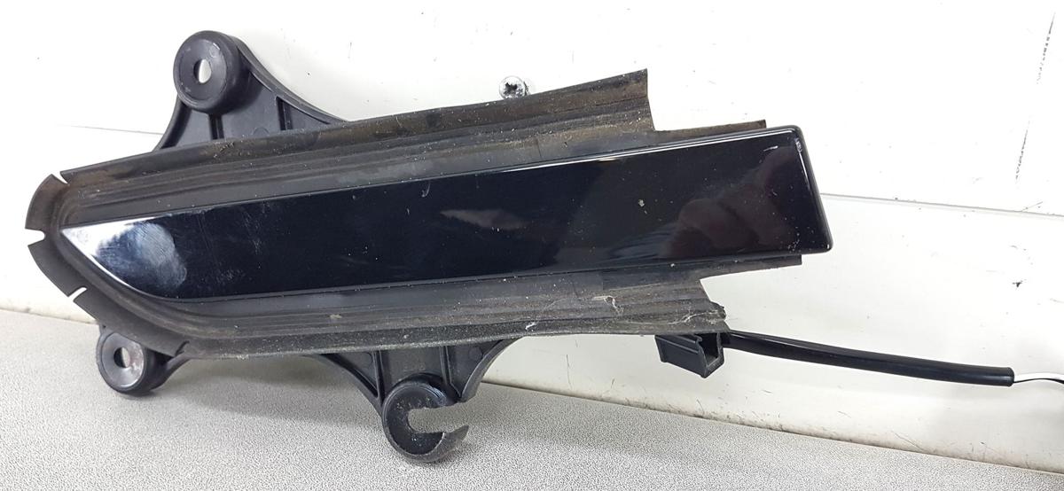 Tesla Model X T&uuml;rgriff vorn links in schwarz Bj2022 Model ab Bj2021 Taster