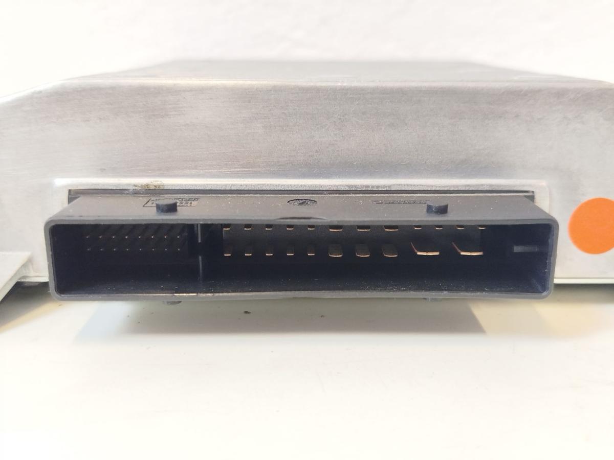 VW Passat 3C B7 Variant Verst&auml;rker Audio Soundsystem Steuerger&auml;t OEM Blaupunkt