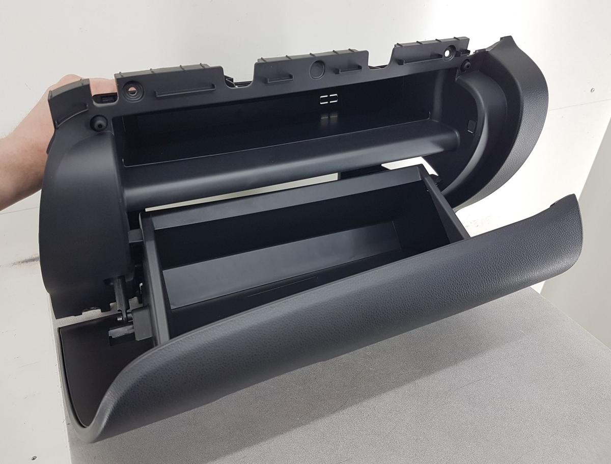 Mitsubishi Eclipse Cross Handschuhfach Handschuhkasten in schwarz Bj23 8006A602