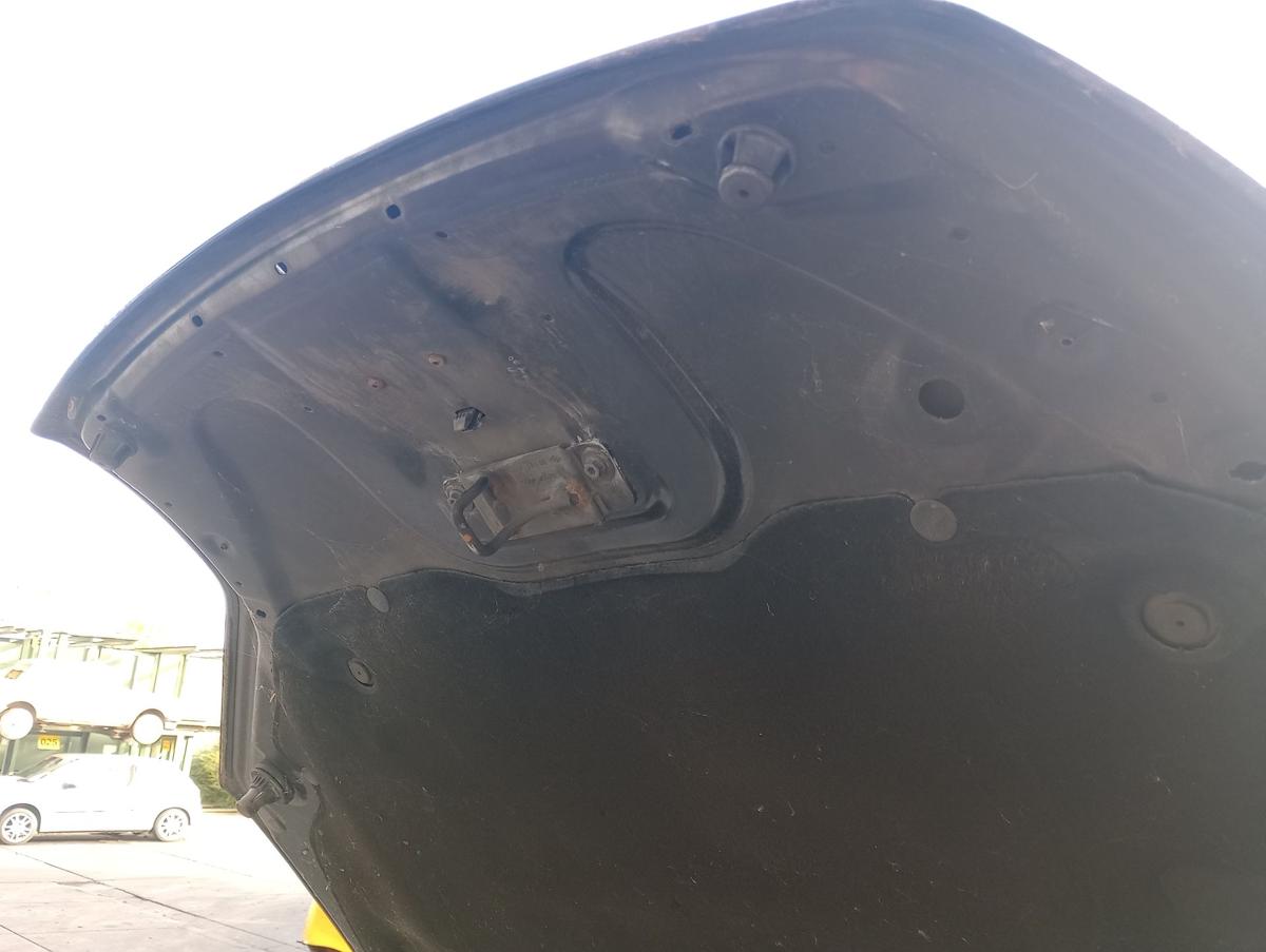 Renault Laguna III Kombi orig Motorhaube NV676 Schwarz Bj 2010