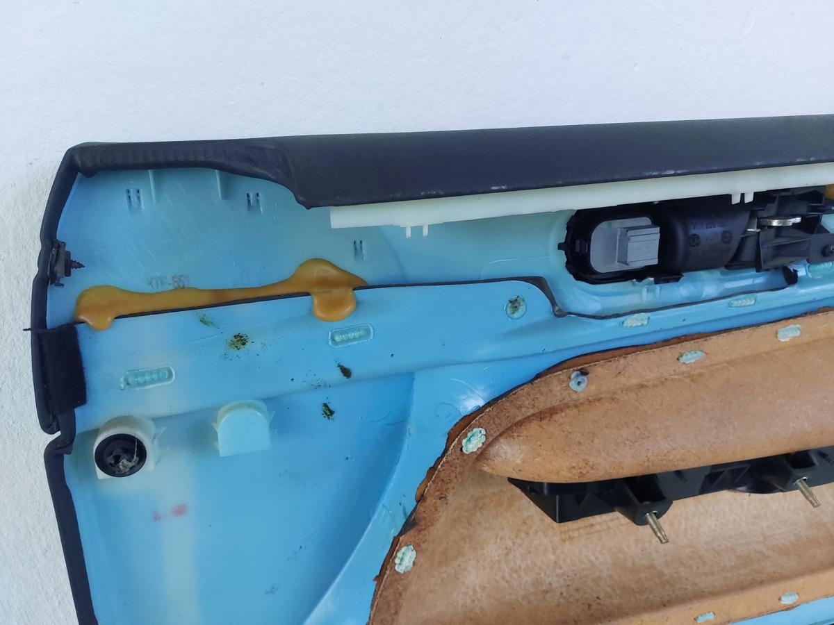 VW Golf 4 Bora 1J Variant Türverkleidung vorn links Türpappe Innenverkleidung