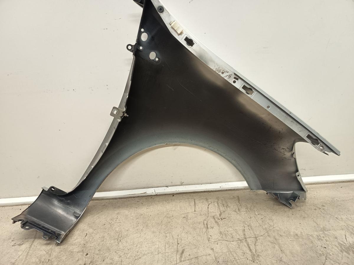 Renault Clio III Bj 2012 original Kotflügel vorn links Fahrer TED69 Gris Platine