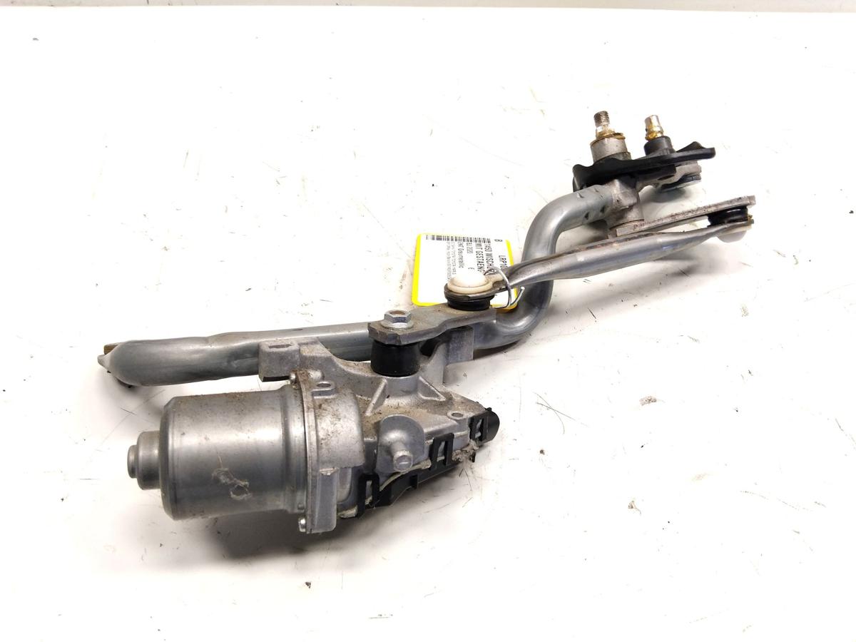 Toyota Yaris 3 Hybrid XP13 original Wischermotor vorn mit Wischergest&auml;nge Bj2020