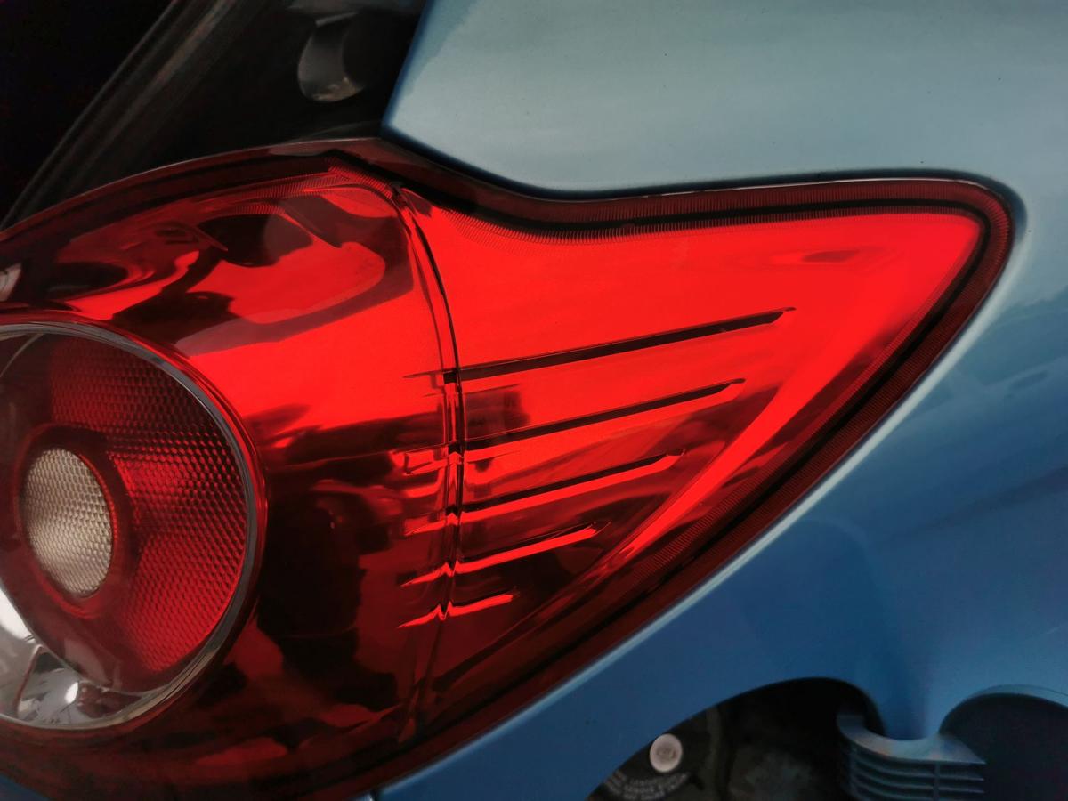 Ford KA RU8 Rückleuchte Schlussleuchte Rücklicht Lampe hinten rechts