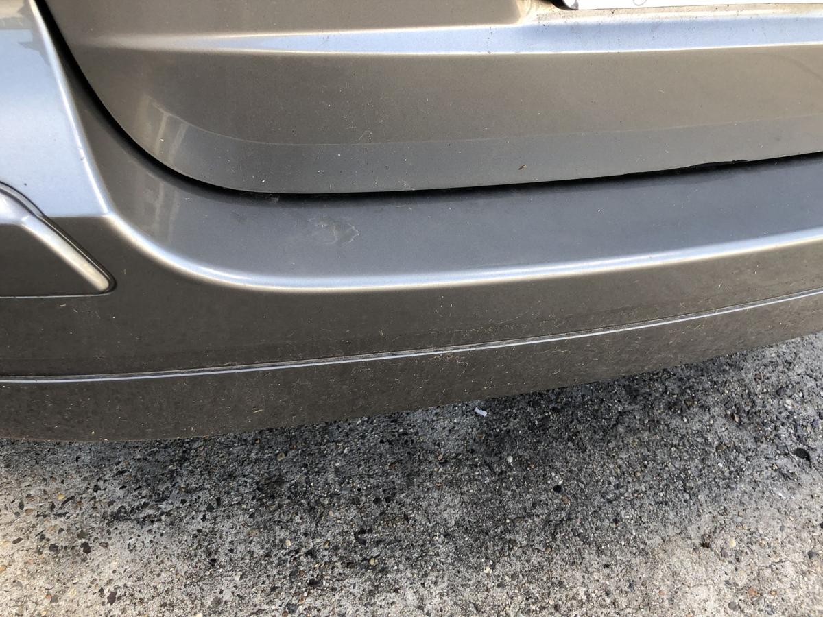 Mercedes B Klasse W245 Sto&szlig;f&auml;nger hinten Hecksch&uuml;rze Hecksto&szlig;stange 748 grau