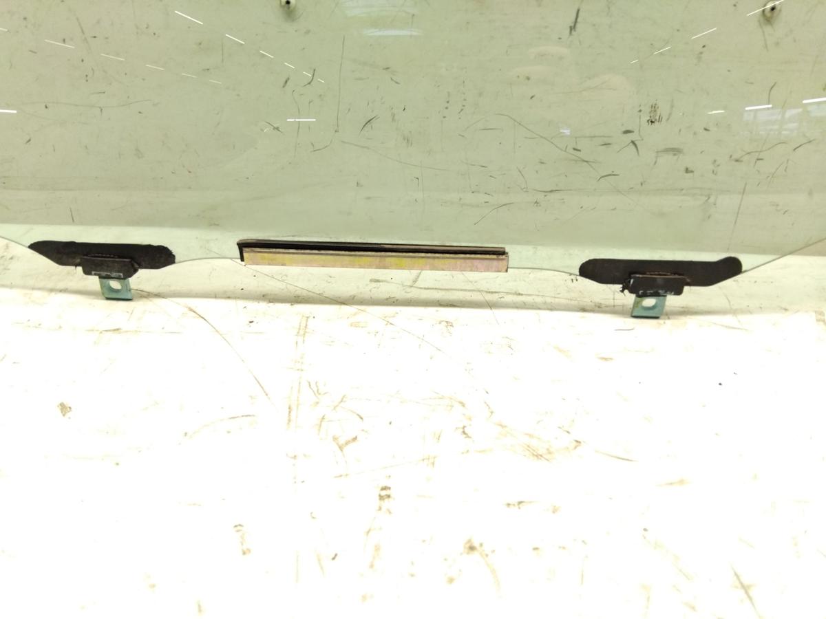 Toyota Yaris 2 XP9 original T&uuml;rscheibe vorn links 3t&uuml;rig gr&uuml;ncolor BJ2011