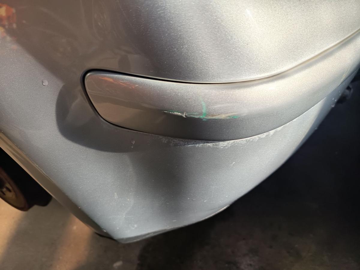 Polo 9N1 original Stoßfänger Stoßstange hinten Bumper rear reflexsilber LA7W