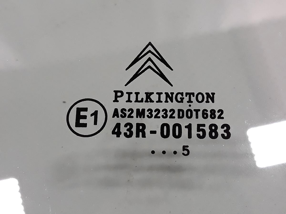 Citroen C3 Türscheibe hinten rechts 5-türig grüncolor BJ2005