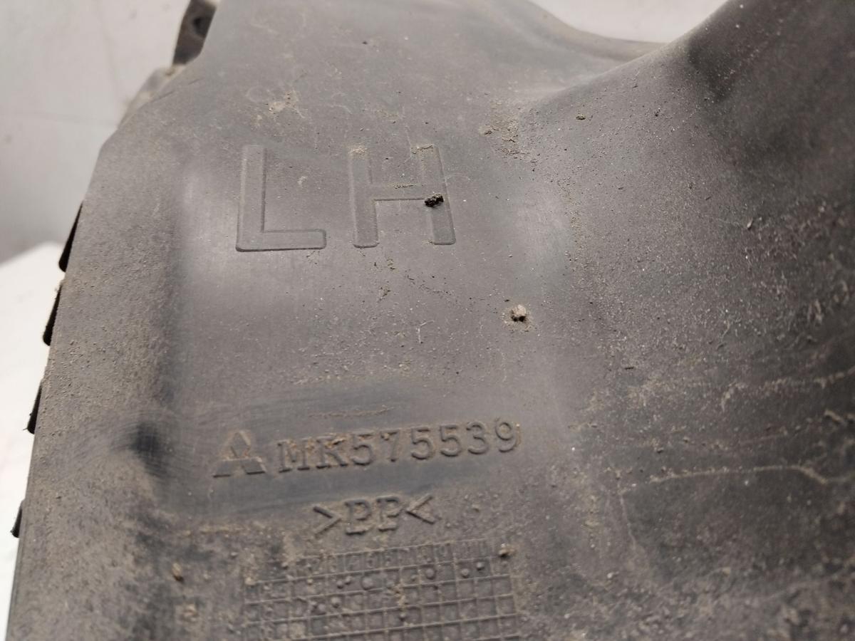 Mitsubishi Colt Z30 original Radhausschale vorn links Plastik schwarz BJ2005