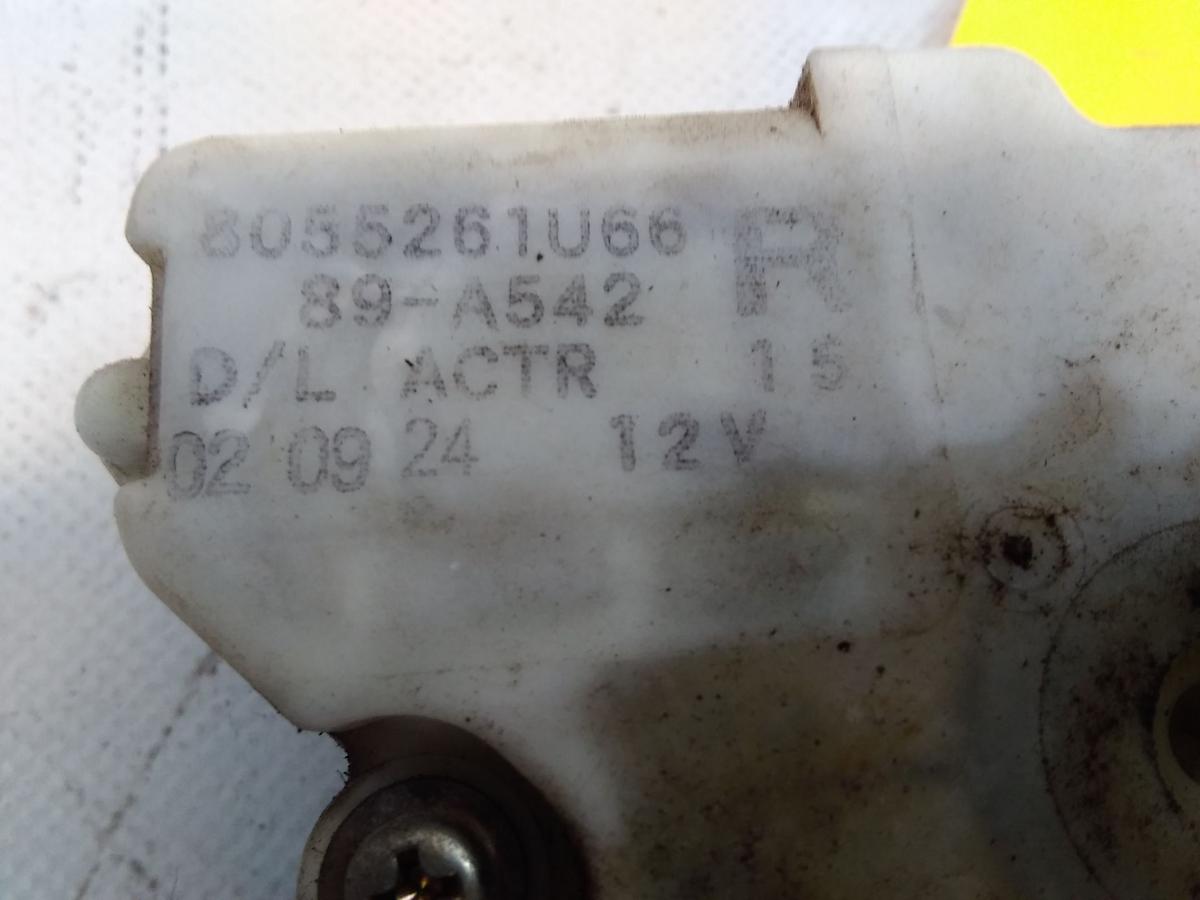Nissan Almera Tino original Türschloß vorn rechts mit ZV Bj.2002