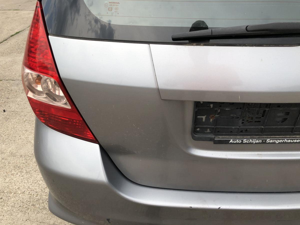 Honda Jazz Typ GD Heckklappe Heckscheibe Kofferklappe Heckdeckel NH642M grau