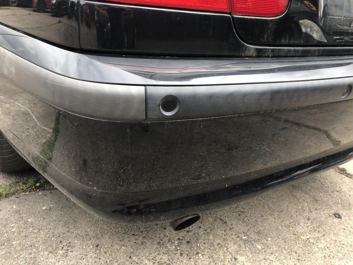 BMW 3er E46 Facelift Sto&szlig;f&auml;nger hinten Hecksch&uuml;rze Limo PDC 475/9 Black Saphir