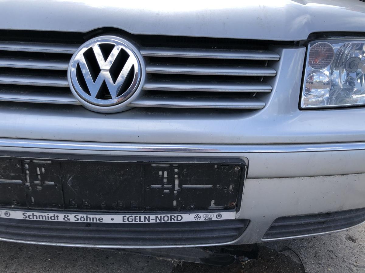VW Bora 1J Sto&szlig;f&auml;nger vorn Frontsch&uuml;rze SRA Highline Chromleiste LA7W silber