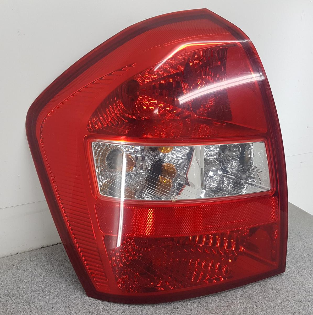 Kia Cerato FE R&uuml;ckleuchte R&uuml;cklicht links Bj2006 5 T&uuml;rig Modell bis 2006