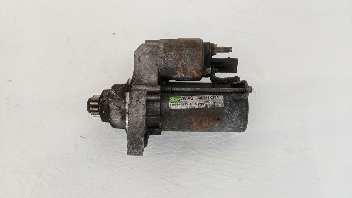 Skoda Roomster 5J Anlasser Starter 5 Gang Schaltgetriebe Valeo Benziner