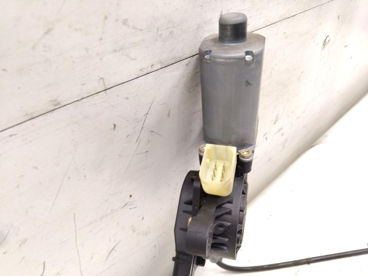 Mercedes Benz Vito 639 original Fensterheber vorn links elektrisch Bj.2004