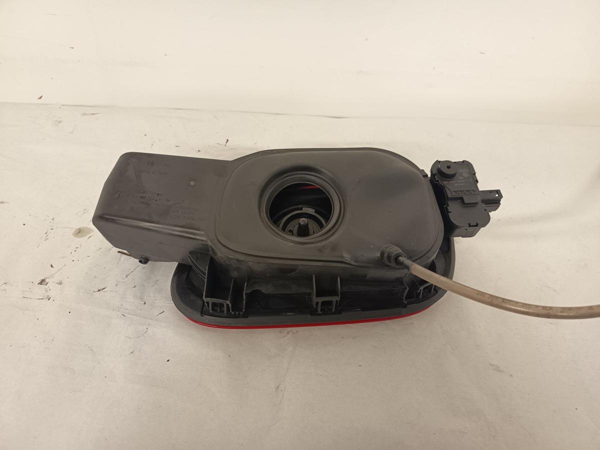 VW Polo VI AW original Tankklappe mit Stellelement LP3G Flashrot BJ 2021